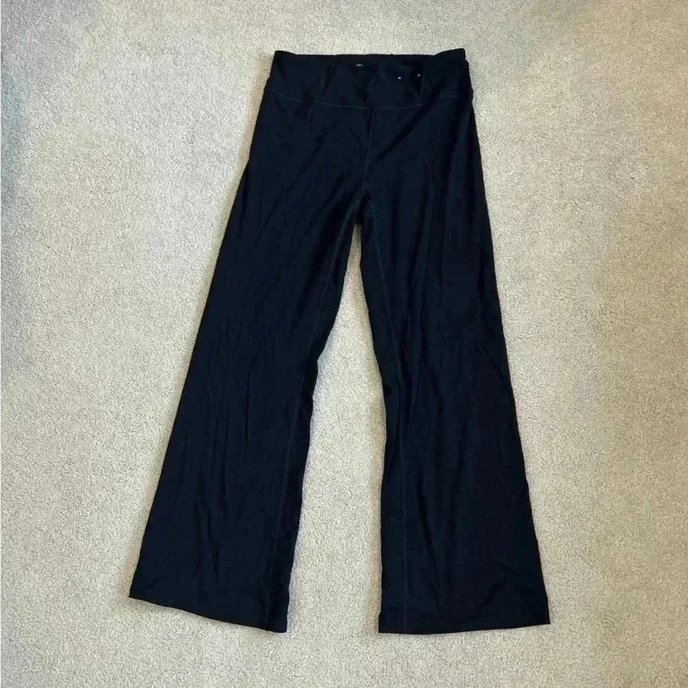 FLX black flare leggings in size xl